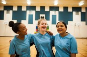 Sport je nedílnou součástí studia na střední soukromé škole Trafalgar Castle School, Whitby, Ontario, Kanada