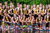 Sportovní tým veslařů školy Shawnigan Lake School, Britská Kolumbie, Kanada