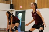 Sport je důležitou součástí studia na střední škole Queen Margaret's School, Britská Kolumbie, Kanada